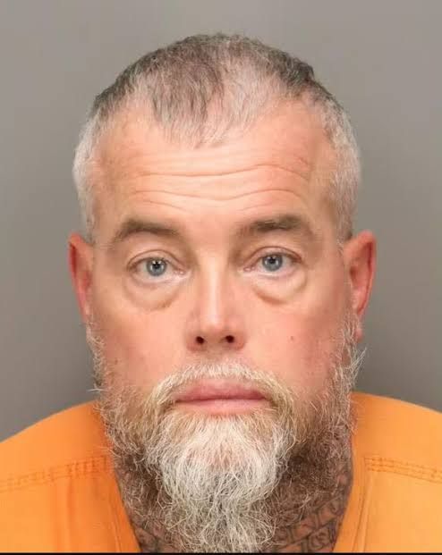 Man Wins $167 Million Powerball Jackpot, Arrested 4 Days Later for Assaulting Officer 12 images 147817155204575728980