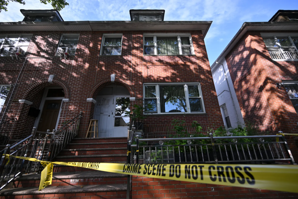 Body of 86-Year-Old Cancer Patient Found Decomposed in NYC Apartment 2 image 13