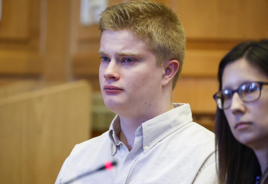 The Iowa Teacher Murdered by Her Own Students Over a Grade 6 image 66