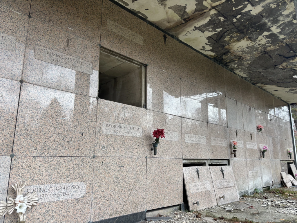 The Disturbing Story of Jonathan Gerlach, The Pennsylvania Man Who Robbed 26 Graves and Hoarded Over 100 Human Remains 3 Good Shepherd Memorial Park, Plains Township, Luzerne County, Pennsylvania, November 2025. Photo: Isabela Weiss | WVIA News | Report for America.