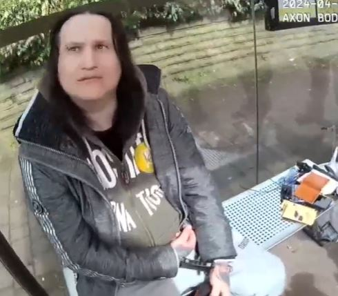 How Marcin Majerkiewicz Murdered His Housemate Stuart Everett, Dismembered His Body, and Spent Weeks Pretending to Be Him 6 body Cam footage captured Marcin Majerkiewicz carrying a heavy blue bag near Kersal Dale, Salford, on April 2, 2024, two days before Stuart Everett's remains were discovered at the site. Greater Manchester Police.