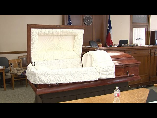 How Julie Mott’s Body Disappeared From a San Antonio Funeral Home Hours After Her Service 4 image 10
